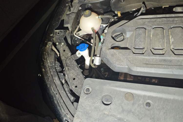 Used Ford Equator Sport 2023 EcoBoost 170 Premier Edition Engine Bay Right