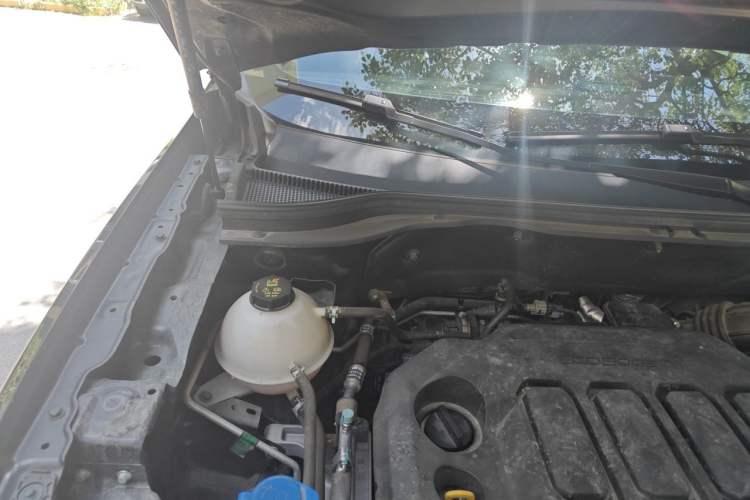 Used Ford Equator Sport 2023 EcoBoost 170 Elite Model Engine Bay Right
