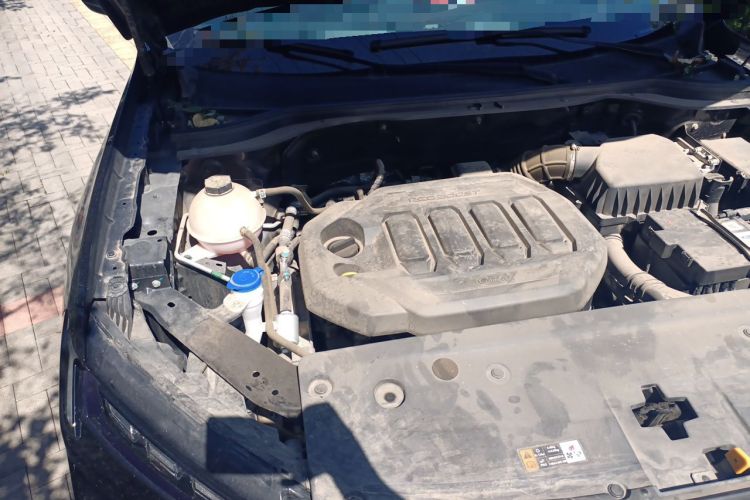 Used Ford Equator Sport 2023 EcoBoost 170 Elite Model Engine Bay Right