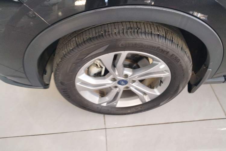 Used Ford Equator Sport 2023 EcoBoost 170 Elite Model Exterior 7