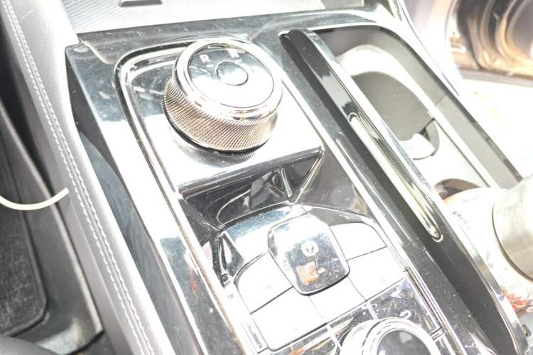 Used Ford Equator Sport 2023 EcoBoost 170 Premier Edition Gear Lever