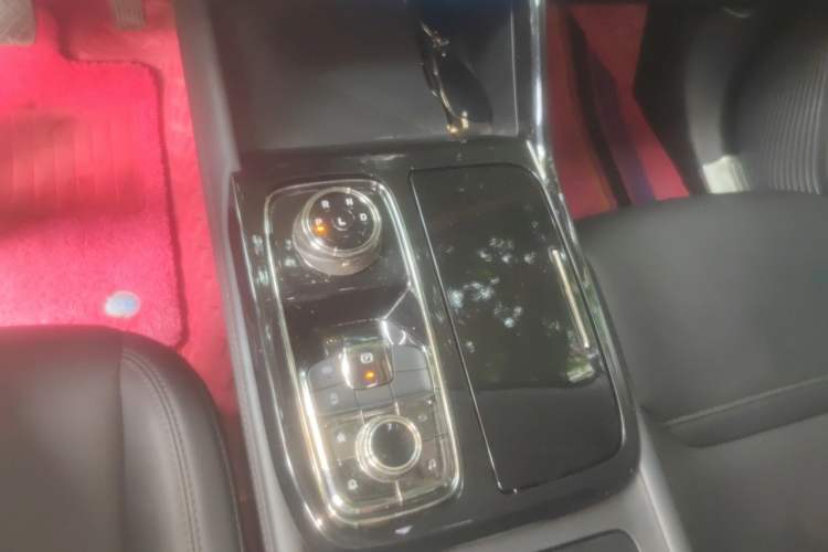 Used Ford Equator Sport 2023 EcoBoost 170 Platinum Edition Gear Lever