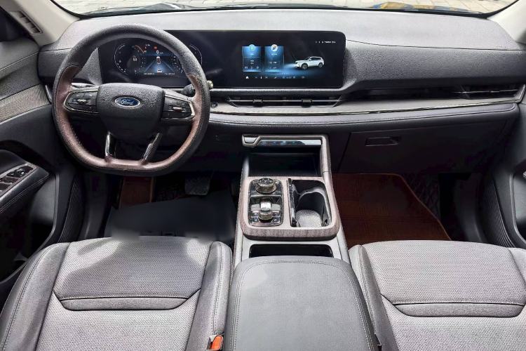 Used Ford Equator Sport 2023 EcoBoost 170 Platinum Edition Interior 1