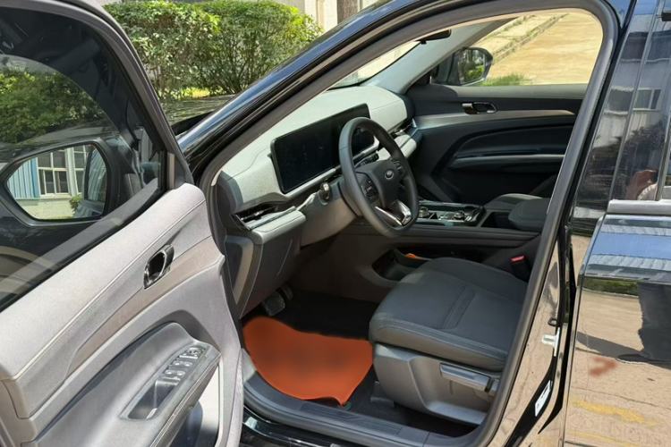 Used Ford Equator Sport 2023 EcoBoost 170 Prime Edition Interior 5
