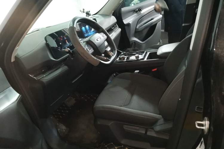 Used Ford Equator Sport 2023 EcoBoost 170 Prime Edition Left Front Seat