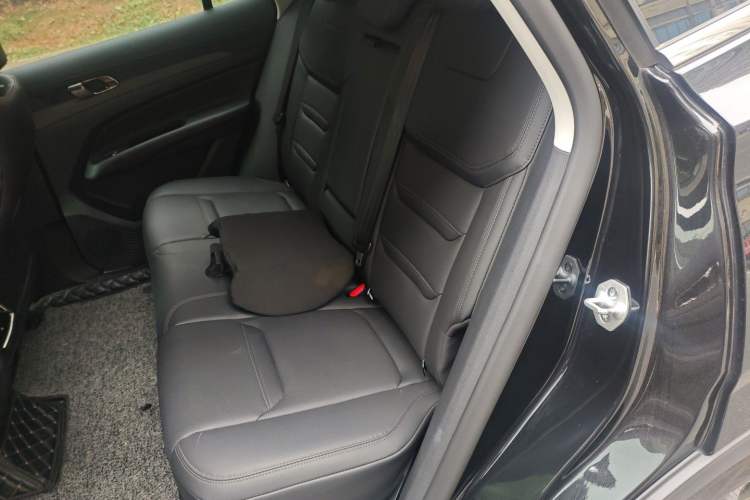 Used Ford Equator Sport 2023 EcoBoost 170 Platinum Edition Left Rear Seat