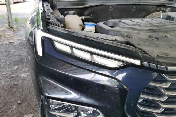 Used Ford Equator Sport 2023 EcoBoost 170 Elite Model Right Front Headlight