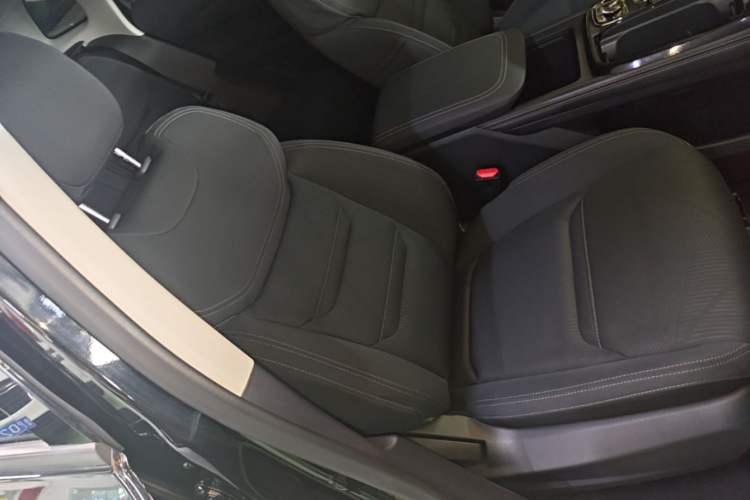 Used Ford Equator Sport 2023 EcoBoost 170 Prime Edition Right Front Seat