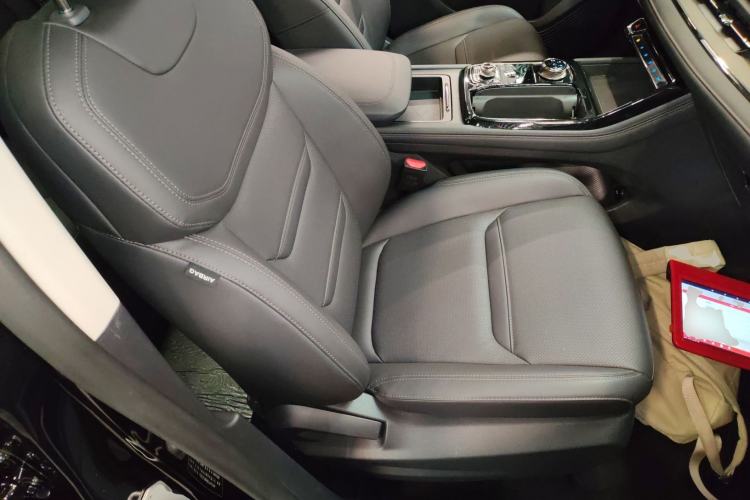 Used Ford Equator Sport 2023 EcoBoost 170 Platinum Edition Right Front Seat