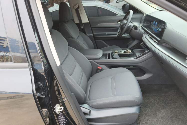 Used Ford Equator Sport 2023 EcoBoost 170 Prime Edition Right Front Seat