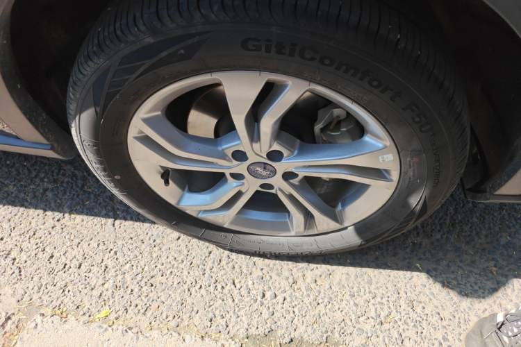 Used Ford Equator Sport 2023 EcoBoost 170 Prime Edition Right Front Wheel Hub