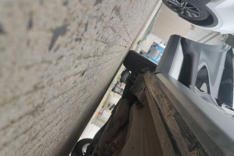Used Ford Equator Sport 2023 EcoBoost 170 Platinum Edition Right Side Sill