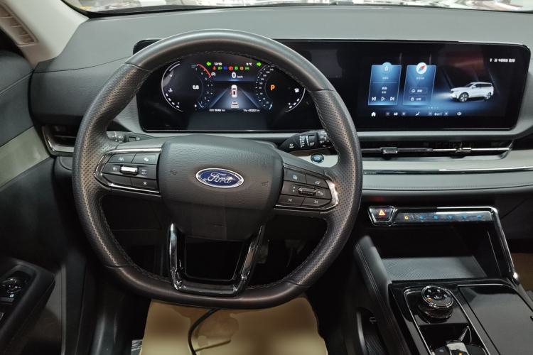 Used Ford Equator Sport 2023 EcoBoost 170 Platinum Edition Steering Wheel