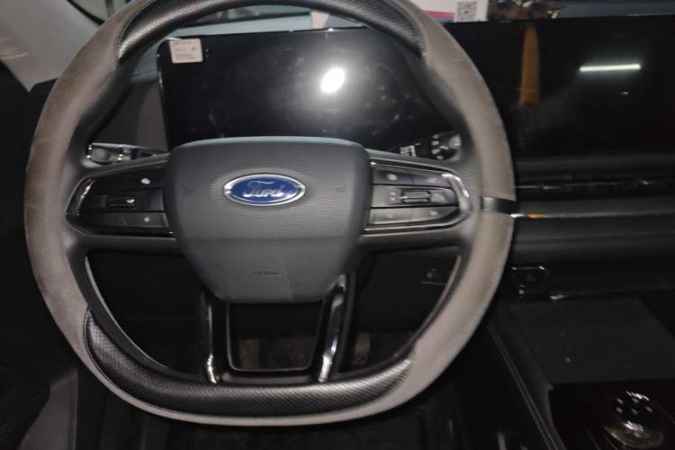 Used Ford Equator Sport 2023 EcoBoost 170 Prime Edition Steering Wheel
