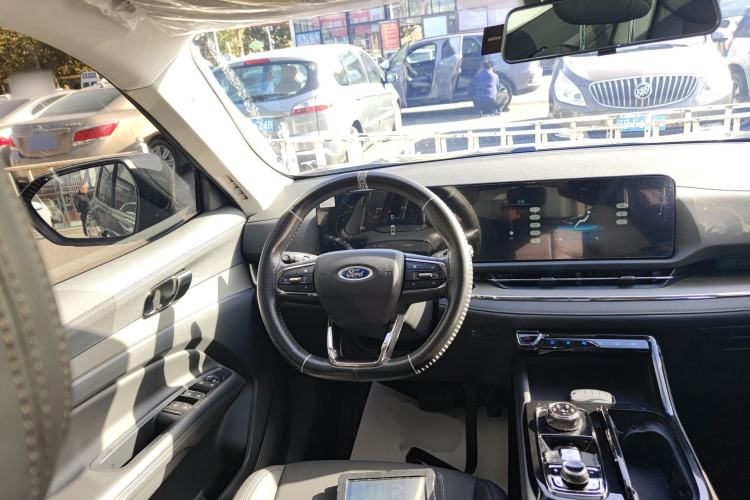 Used Ford Equator Sport 2023 EcoBoost 170 Elite Model Steering Wheel