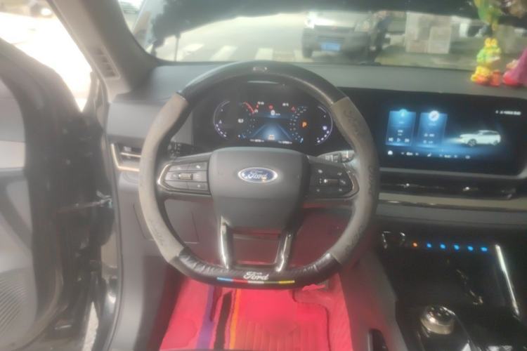 Used Ford Equator Sport 2023 EcoBoost 170 Platinum Edition Steering Wheel
