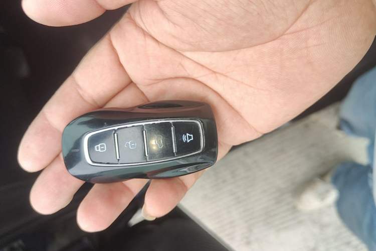 Used Ford Equator Sport 2023 EcoBoost 170 Platinum Edition Vehicle Key