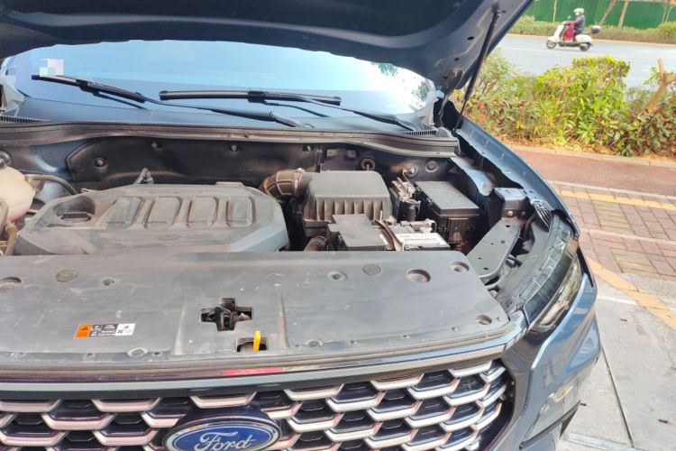 Used Ford Equator Sport 2023 EcoBoost 170 Elite Model Engine Bay Left