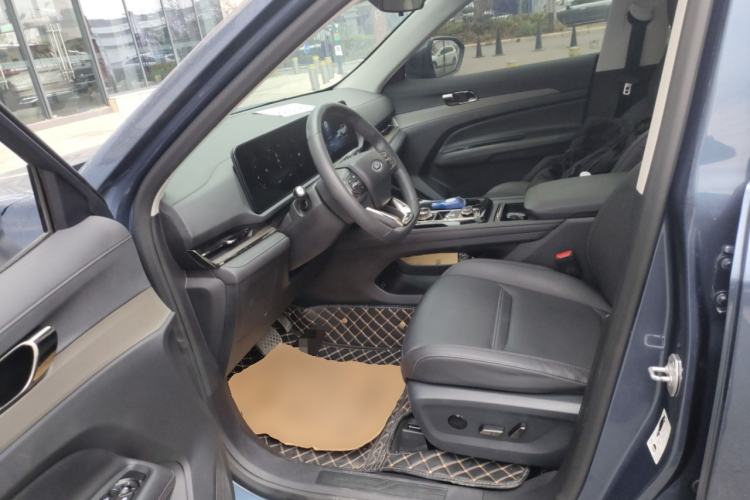 Used Ford Equator Sport 2023 EcoBoost 170 Platinum Edition Left Front Seat