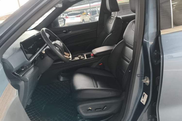 Used Ford Equator Sport 2023 EcoBoost 170 Premier Edition Left Front Seat