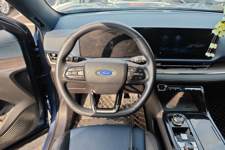 Used Ford Equator Sport 2023 EcoBoost 170 Premier Edition Steering Wheel