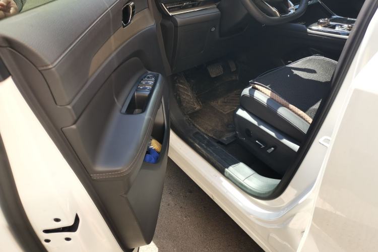 Used Ford Equator Sport 2023 EcoBoost 170 Platinum Edition Driver Seat