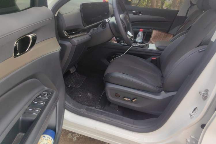 Used Ford Equator Sport 2023 EcoBoost 170 Platinum Edition Driver Seat