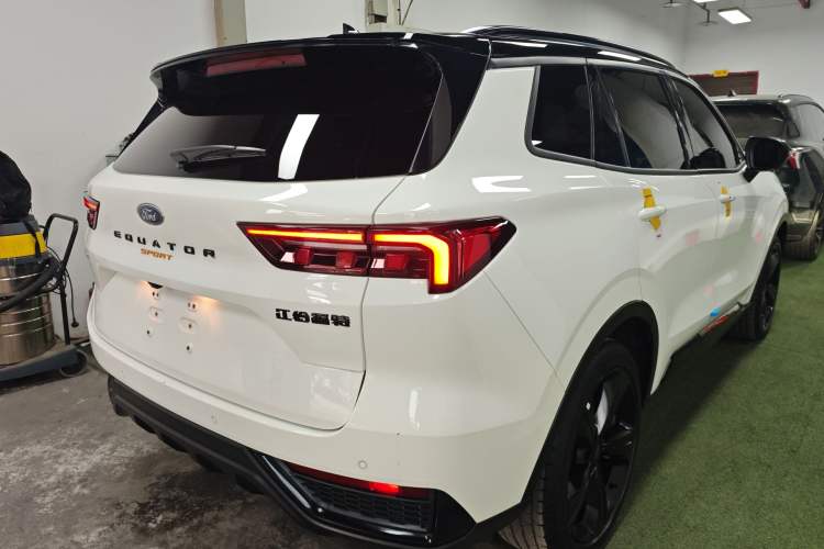 Used Ford Equator Sport 2023 Edge EcoBoost 170 Light & Shadow Exterior 5