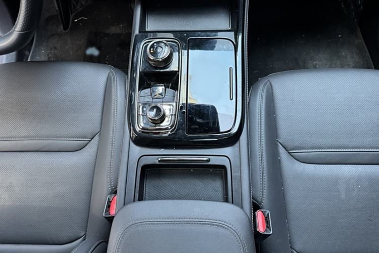 Used Ford Equator Sport 2023 EcoBoost 170 Elite Model Gear Lever