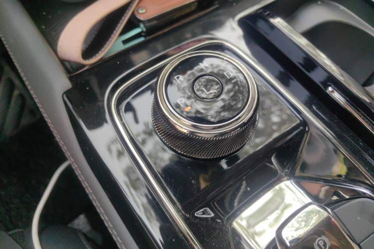 Used Ford Equator Sport 2023 EcoBoost 170 Platinum Edition Gear Lever