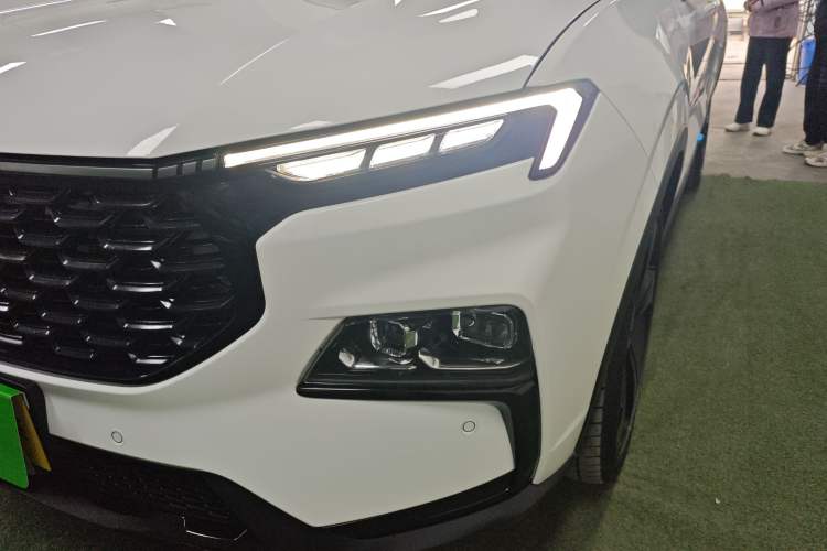 Used Ford Equator Sport 2023 Edge EcoBoost 170 Light & Shadow Left Front Headlight