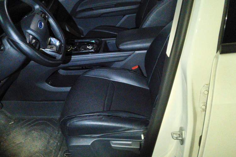 Used Ford Equator Sport 2023 EcoBoost 170 Prime Edition Left Front Seat