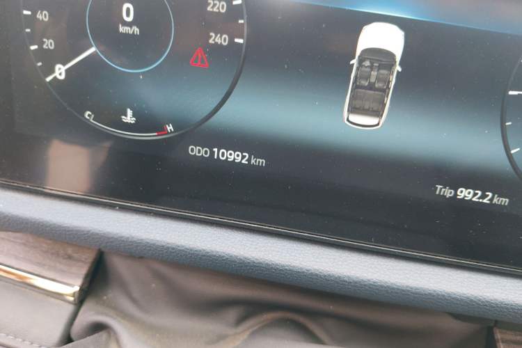 Used Ford Equator Sport 2023 EcoBoost 170 Premier Edition Odometer Close Up