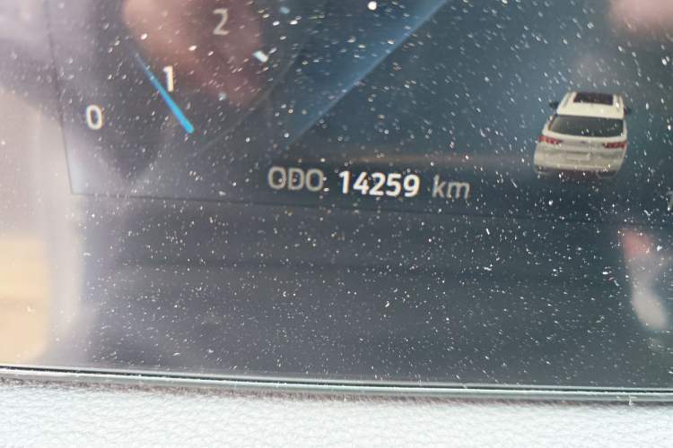 Used Ford Equator Sport 2023 EcoBoost 170 Platinum Edition Odometer Close Up