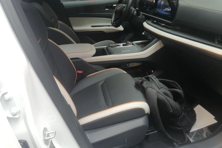 Used Ford Equator Sport 2023 Edge EcoBoost 170 Light & Shadow Right Front Seat