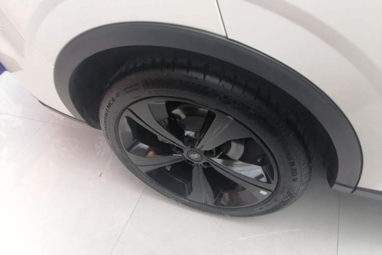 Used Ford Equator Sport 2023 Edge EcoBoost 170 Light & Shadow Right Rear Wheel Hub