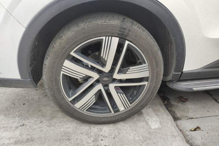 Used Ford Equator Sport 2023 EcoBoost 170 Galaxy Edition Right Rear Wheel Hub