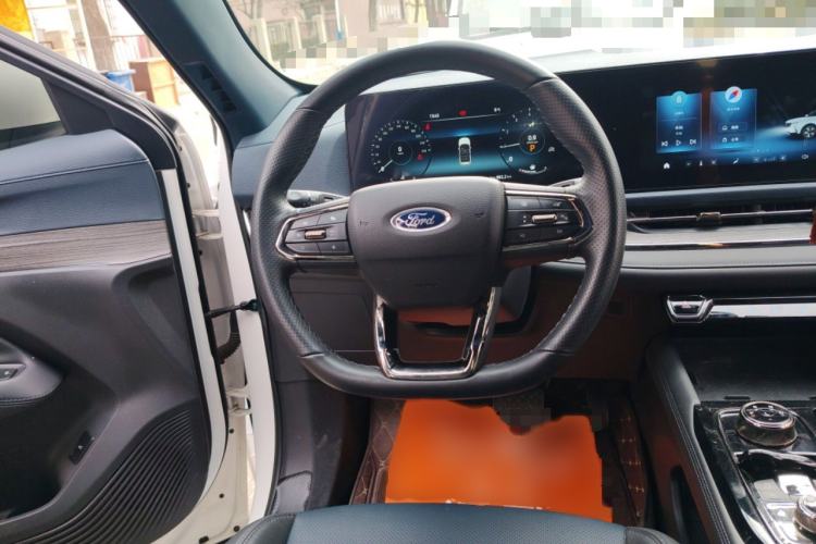 Used Ford Equator Sport 2023 EcoBoost 170 Premier Edition Steering Wheel