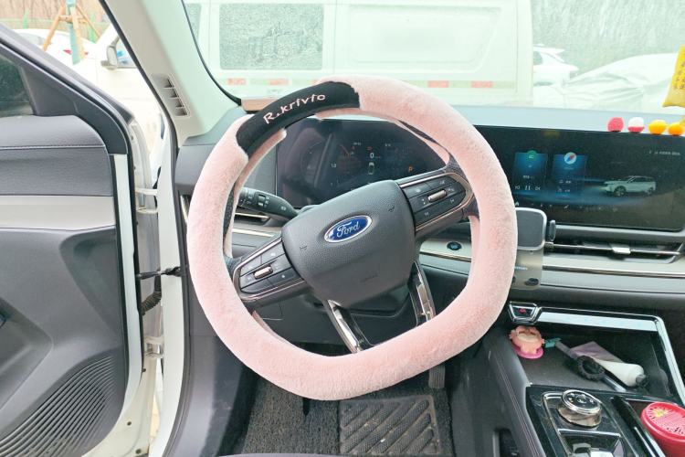 Used Ford Equator Sport 2023 EcoBoost 170 Platinum Edition Steering Wheel