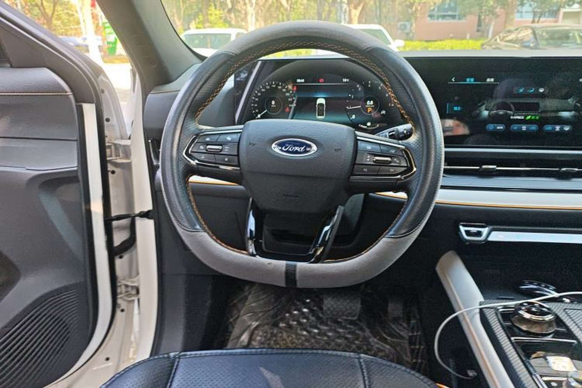 Used Ford Equator Sport 2023 Edge EcoBoost 170 Light & Shadow Steering Wheel