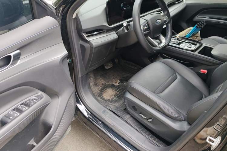 Used Ford Equator Sport 2025 EcoBoost 170 Premier Edition Driver Seat