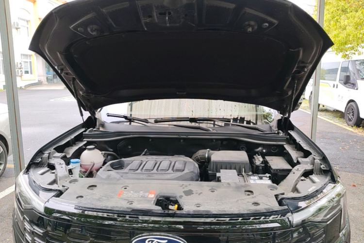 Used Ford Equator Sport 2025 EcoBoost 170 Premier Edition Engine Bay