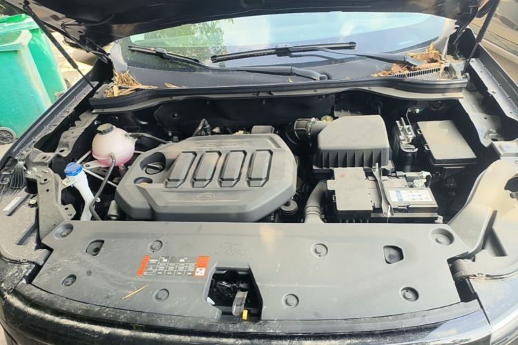 Used Ford Equator Sport 2025 EcoBoost 170 Platinum Edition Engine Bay