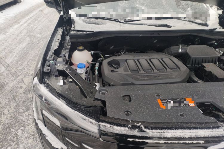 Used Ford Equator Sport 2025 EcoBoost 170 Platinum Edition Engine Bay Right