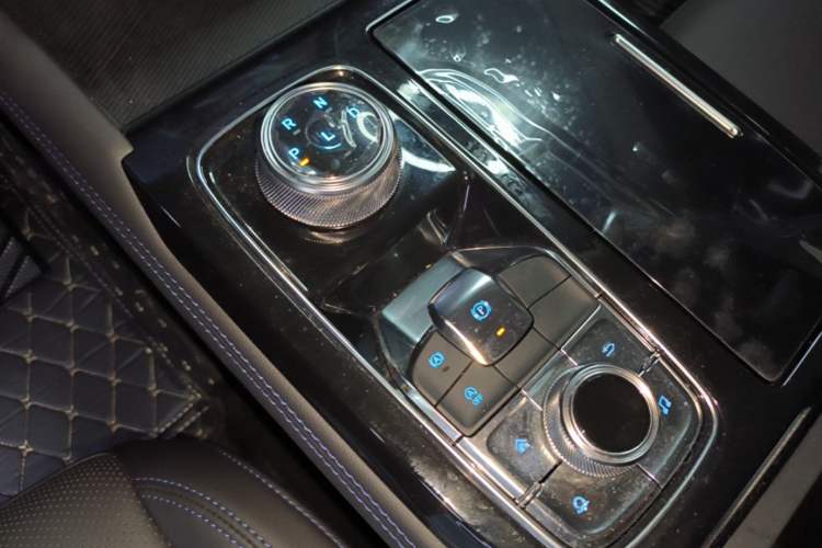 Used Ford Equator Sport 2025 EcoBoost 170 Prime Edition Gear Lever