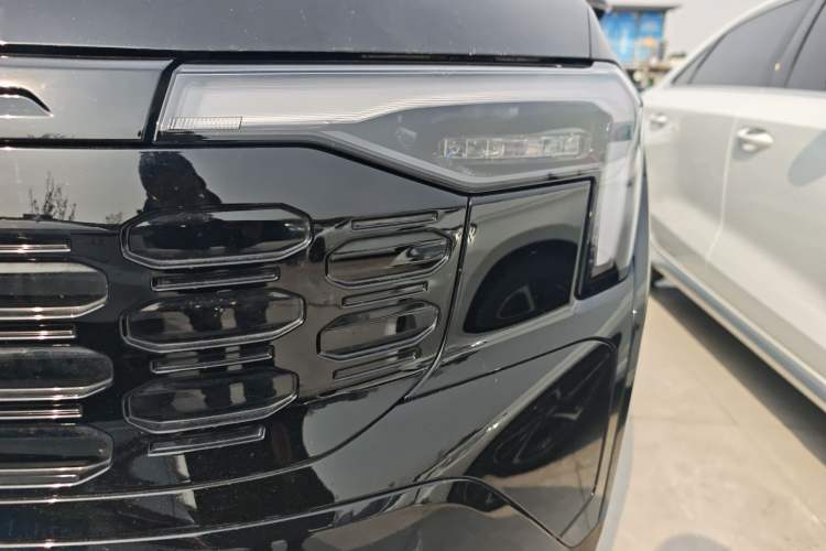 Used Ford Equator Sport 2025 EcoBoost 170 Platinum Edition Left Front Headlight