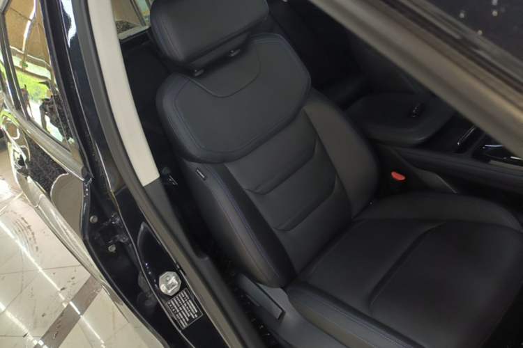 Used Ford Equator Sport 2025 EcoBoost 170 Prime Edition Right Front Seat