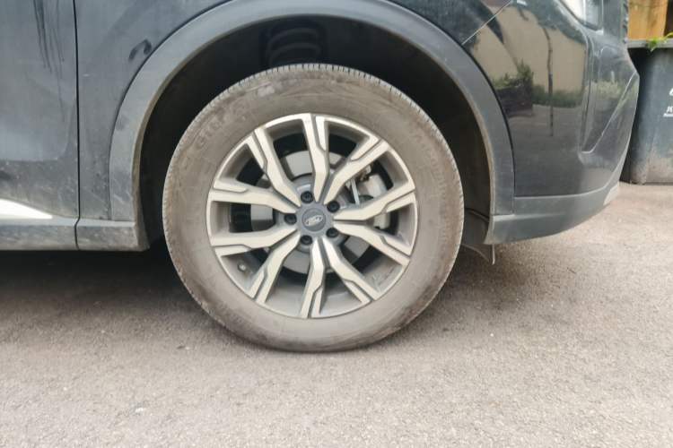 Used Ford Equator Sport 2025 EcoBoost 170 Premier Edition Right Front Wheel Hub