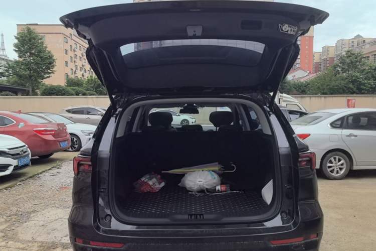 Used Ford Equator Sport 2025 EcoBoost 170 Platinum Edition Trunk