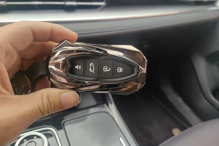 Used Ford Equator Sport 2025 EcoBoost 170 Platinum Edition Vehicle Key